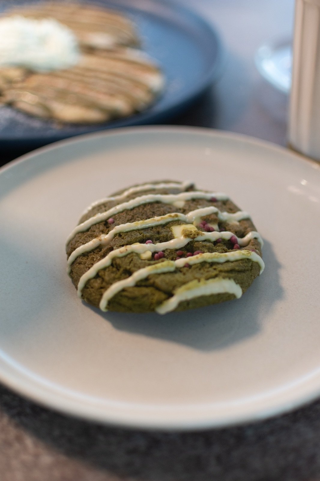 Cookie verde con chocolate blanco